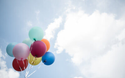 De cate tipuri sunt baloanele din latex?