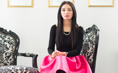 Dr. Vanessa Youness și speranța adusă prin „Apifitoterapia în tratarea sclerozei multiple”