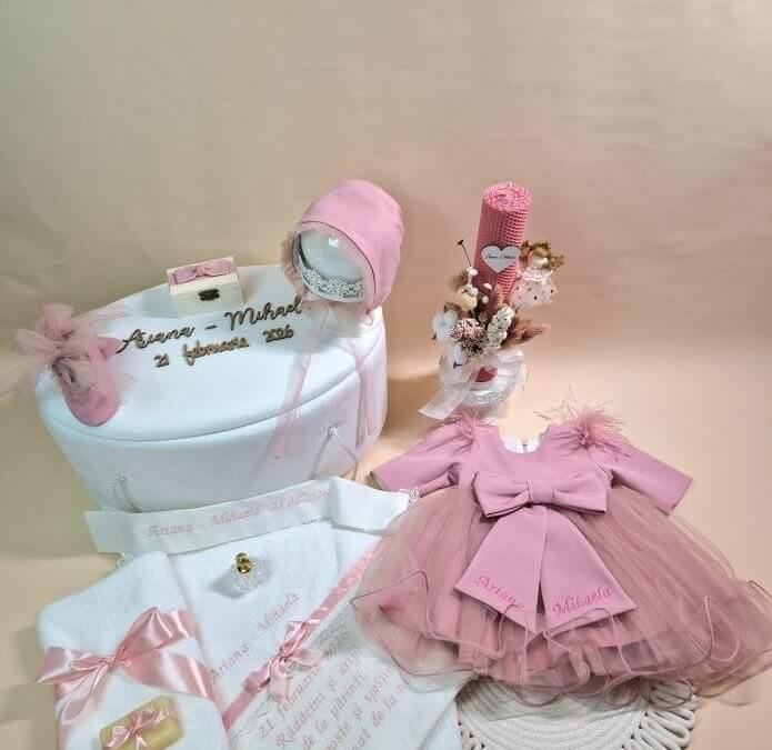 Costum de botez pentru băieți – cum alegi modelul ideal pentru un moment de neuitat